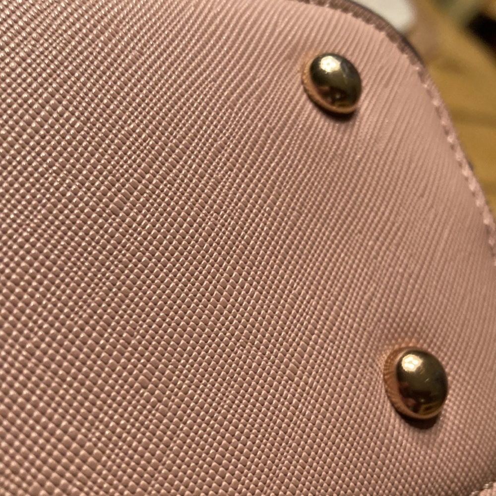 Elegant Blush Crossbody Bag - Picture 7 of 12